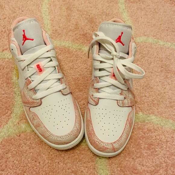 Meet your Posher, Nina - Picture 2 of 6